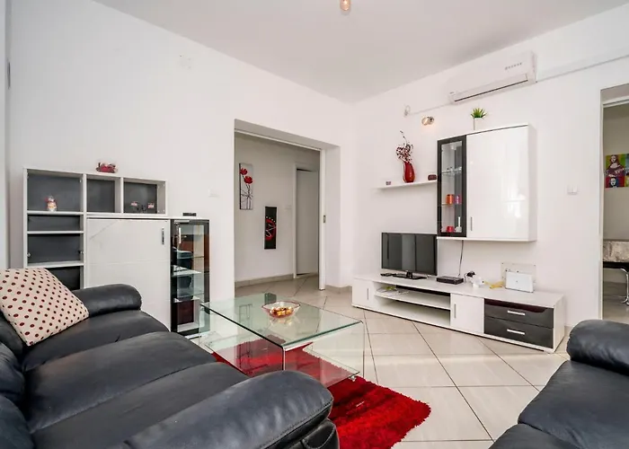 Andrea-1 By Interhome * Žaborić